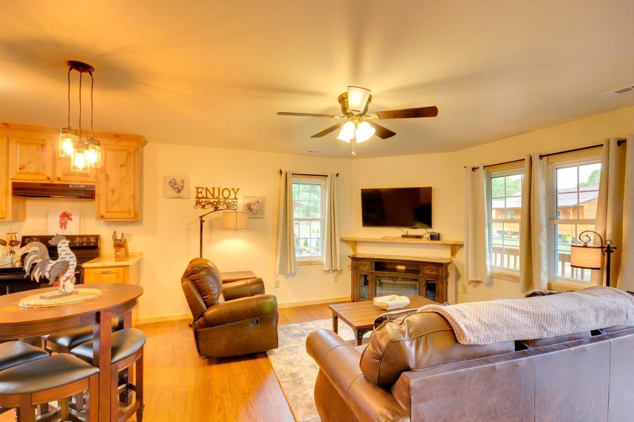 Newly Built Smoky Mountain Cabin Near Bryson City! エクステリア 写真