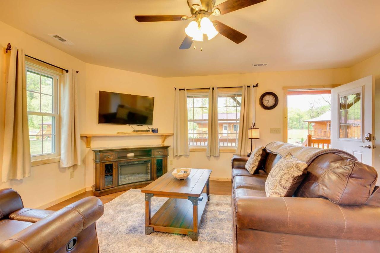 Newly Built Smoky Mountain Cabin Near Bryson City! エクステリア 写真