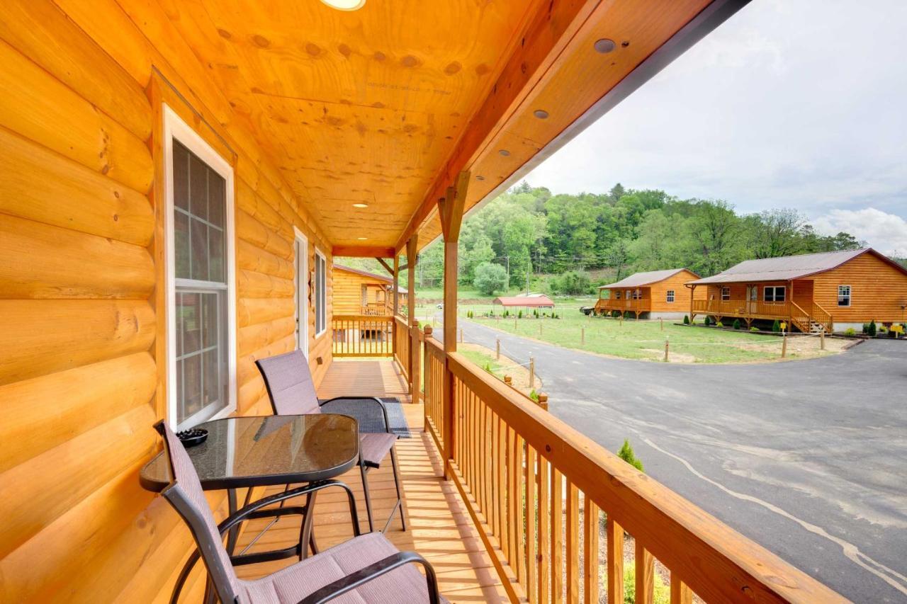 Newly Built Smoky Mountain Cabin Near Bryson City! エクステリア 写真