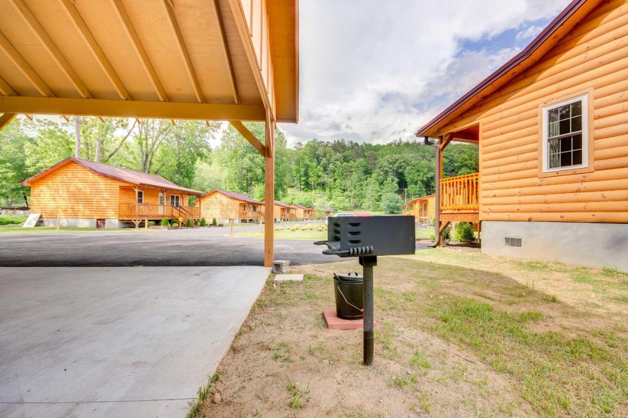 Newly Built Smoky Mountain Cabin Near Bryson City! エクステリア 写真